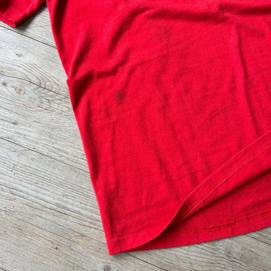 VINTAGE 80s | You Can't Hug Children With Nuclear Arms T-Shirt sz M