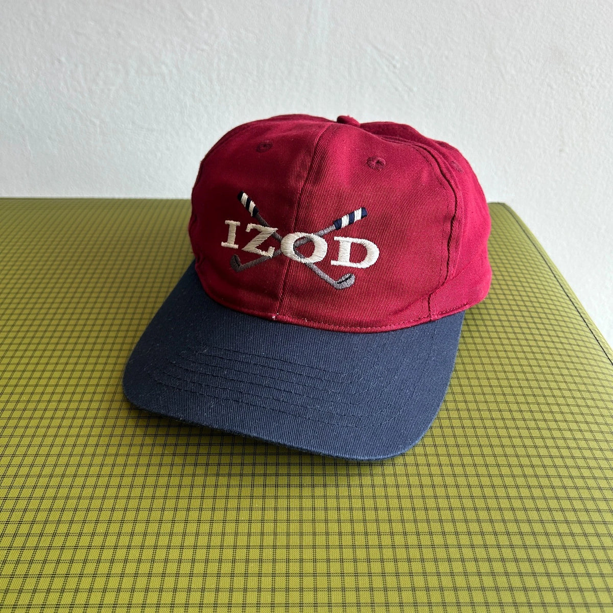 1990s | IZOD Golf Two Tone Vintage SnapBack Hat sz OS