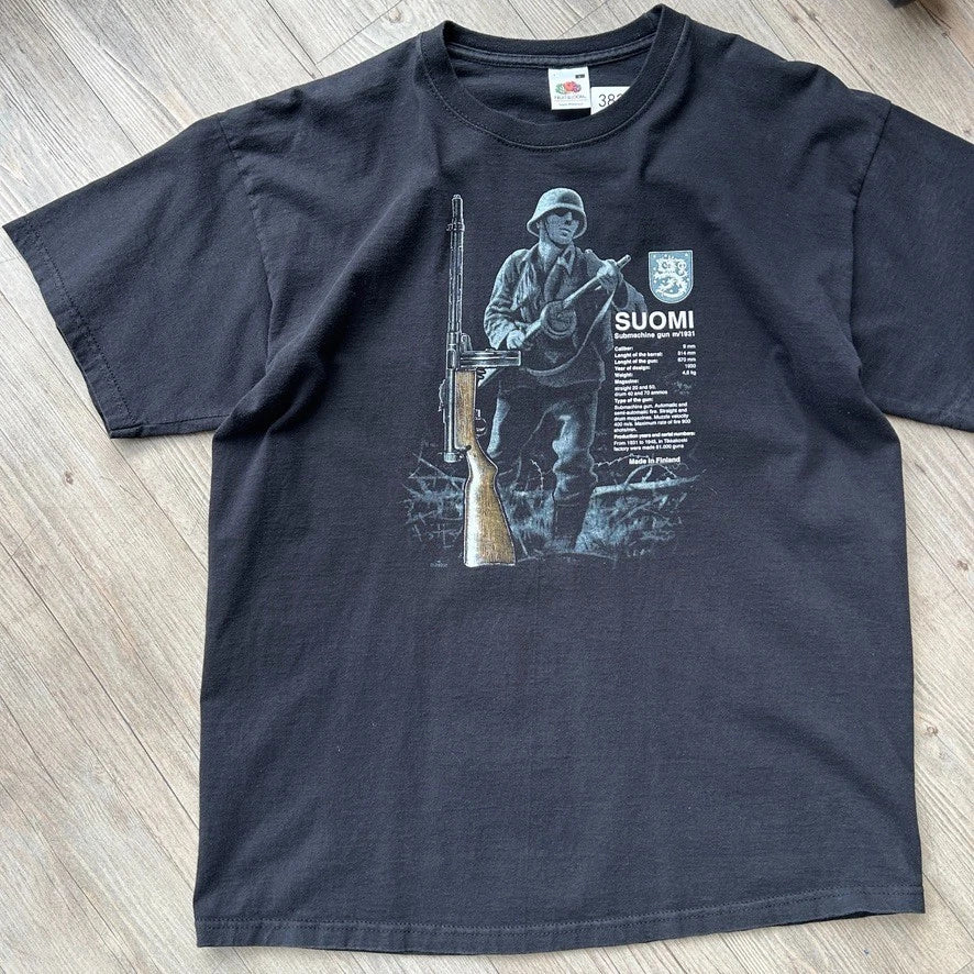 VINTAGE | Suomi Submachine Gun T-Shirt sz L