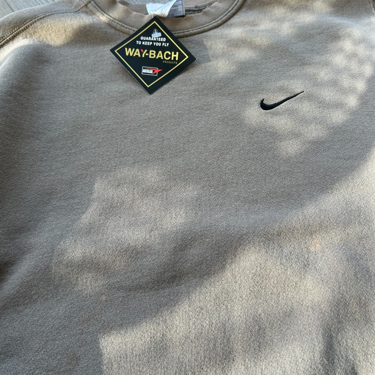 VINTAGE 90s | NIKE Embroidered Swoosh Brown Crewneck Sweater sz M Adult