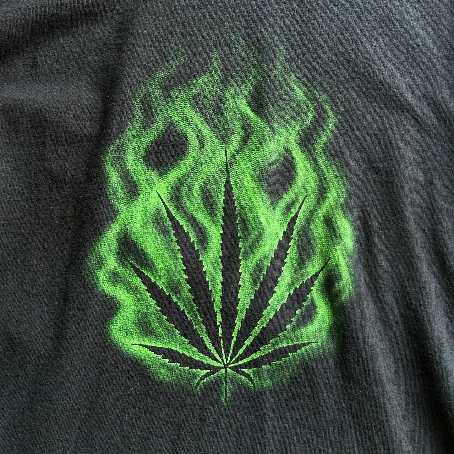 VINTAGE Y2k | Skunk Dank Pot Leaf Black T-Shirt sz XL