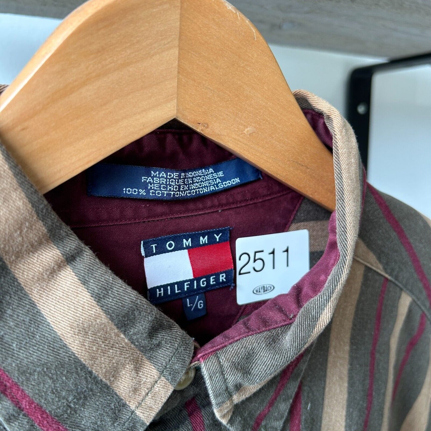 VINTAGE 90s | Tommy Hilfiger Crest Button Down Shirt sz L