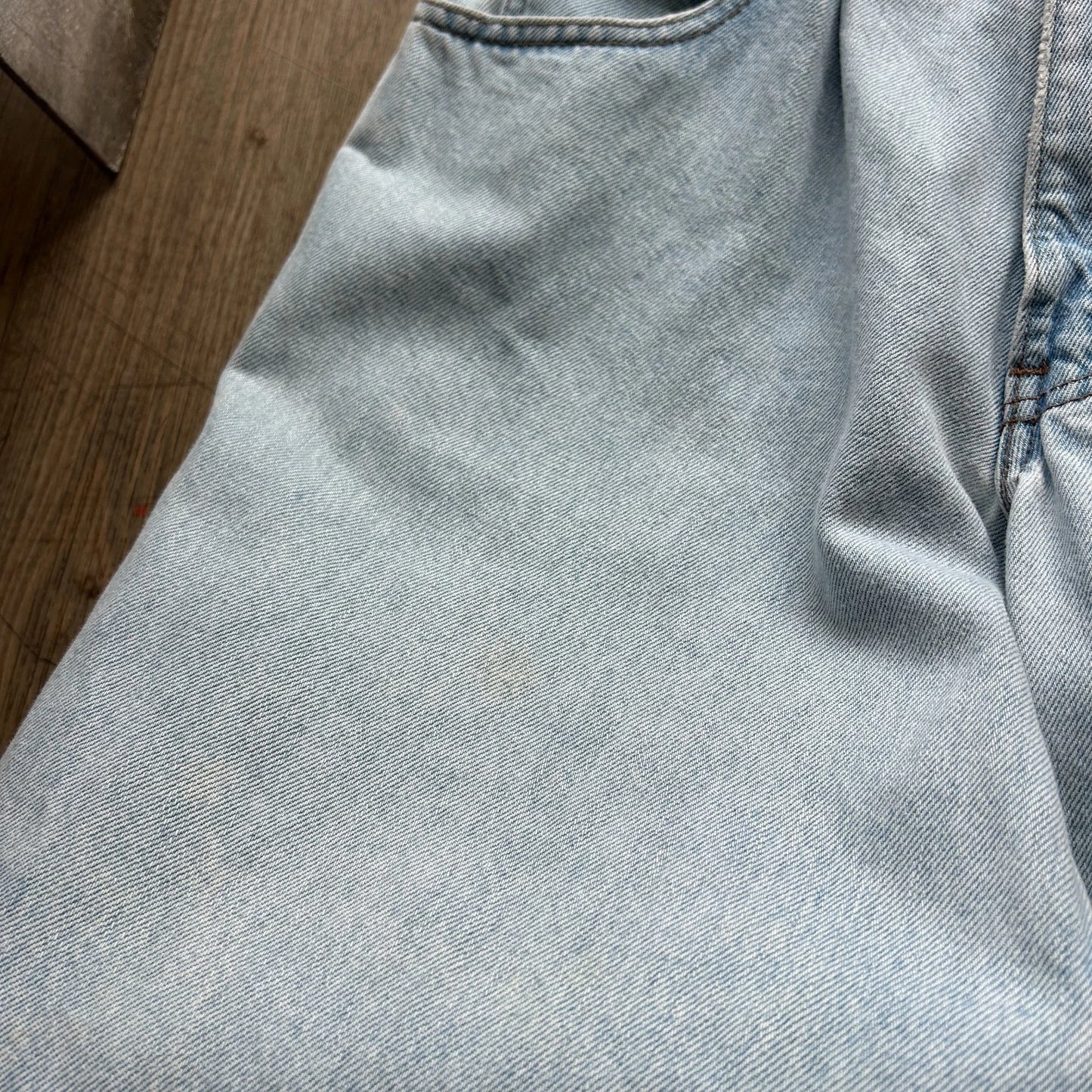 VINTAGE 90s | Levi's SilverTab Baggy Tapper Light Wash Denim Jeans Pants W28 L30