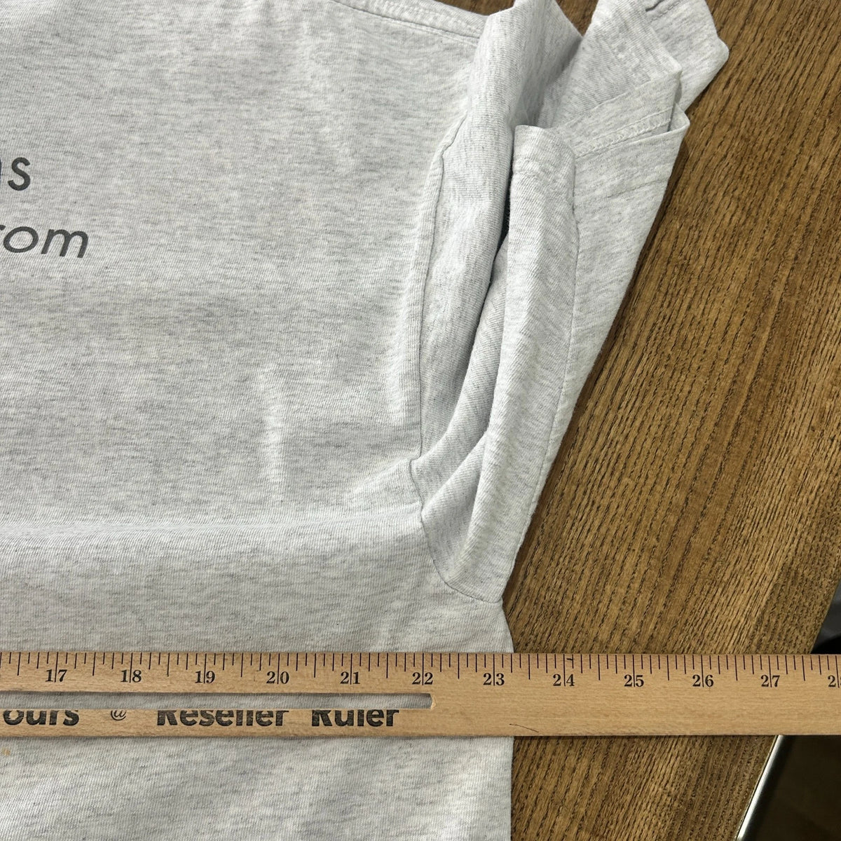 VINTAGE | abc NEWS More Americans Get Their News From Thrashed T-Shirt sz XL