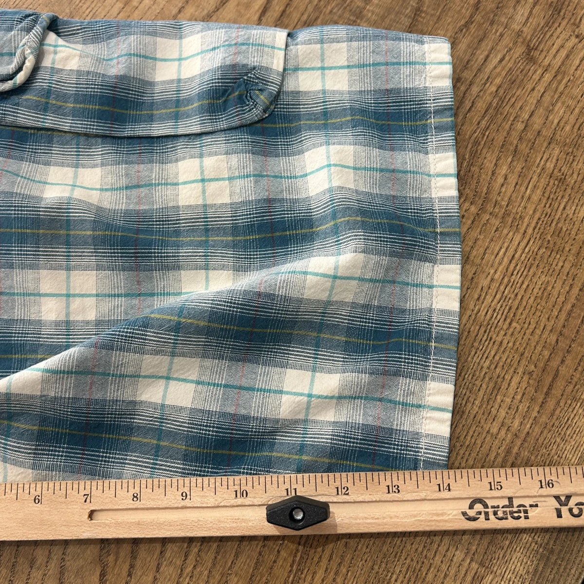 Levi's SILVERTAB | Plaid Loose Fit Vintage Y2K Cargo Shorts sz W35