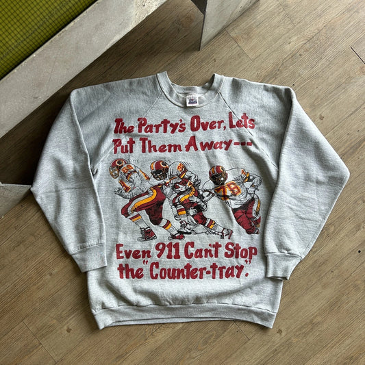 VINTAGE 90s | Counter-Tray Football Play Illustrated Art Crewneck Sweater sz L