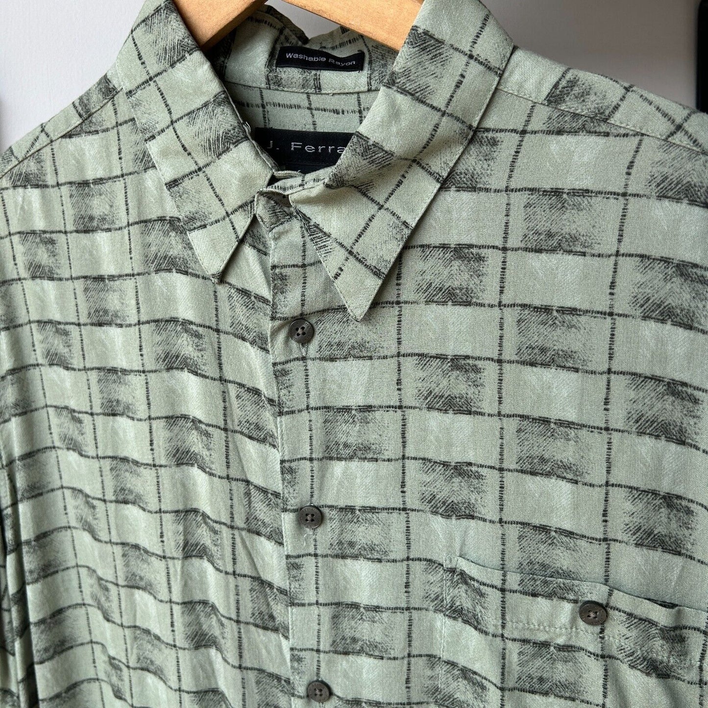 VINTAGE | J. Ferrar Checkered Short Sleeve Button Down Shirt sz M