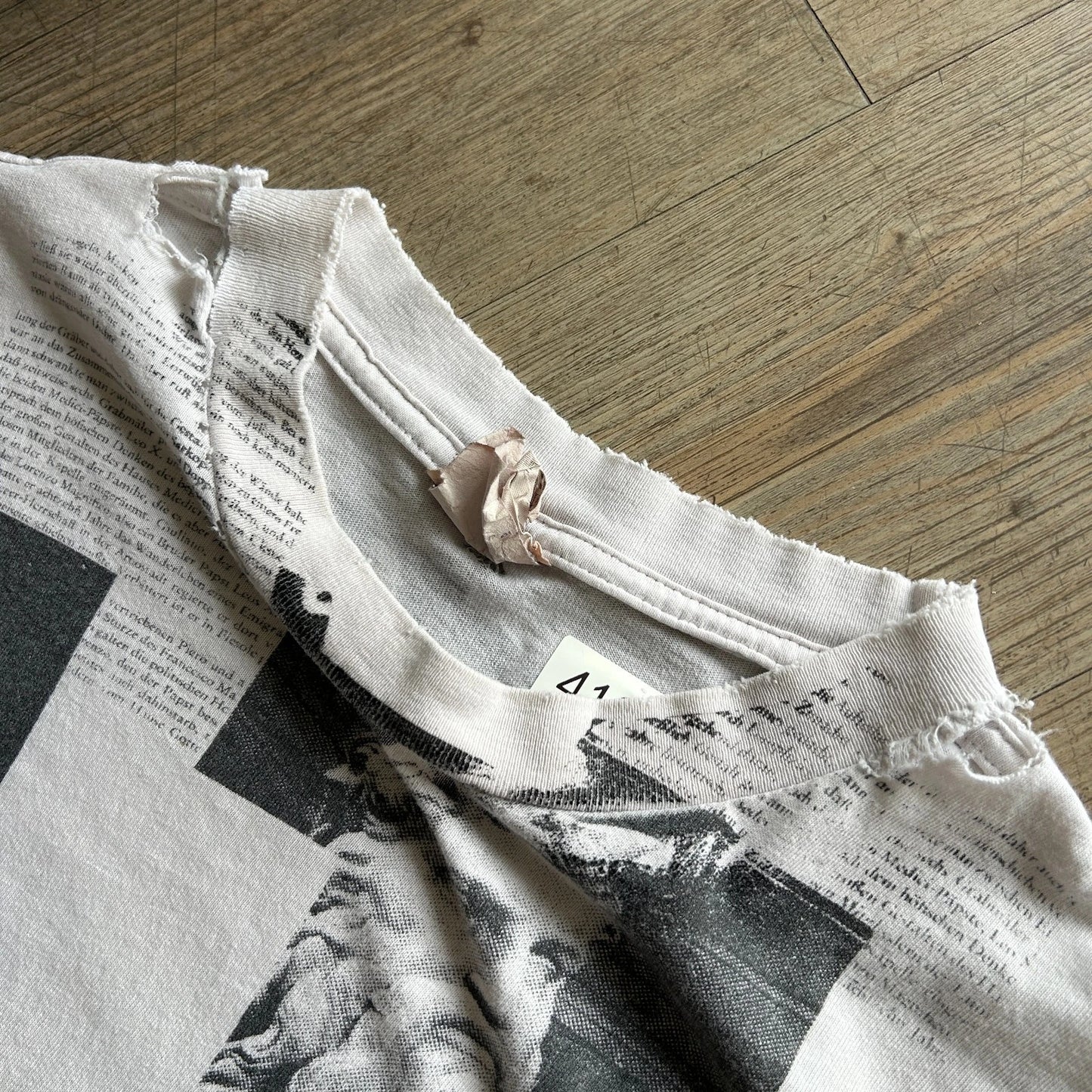 VINTAGE 1992 | Michelangelo Italian Sculptures & Art AOP Thrashed T-Shirt sz XL