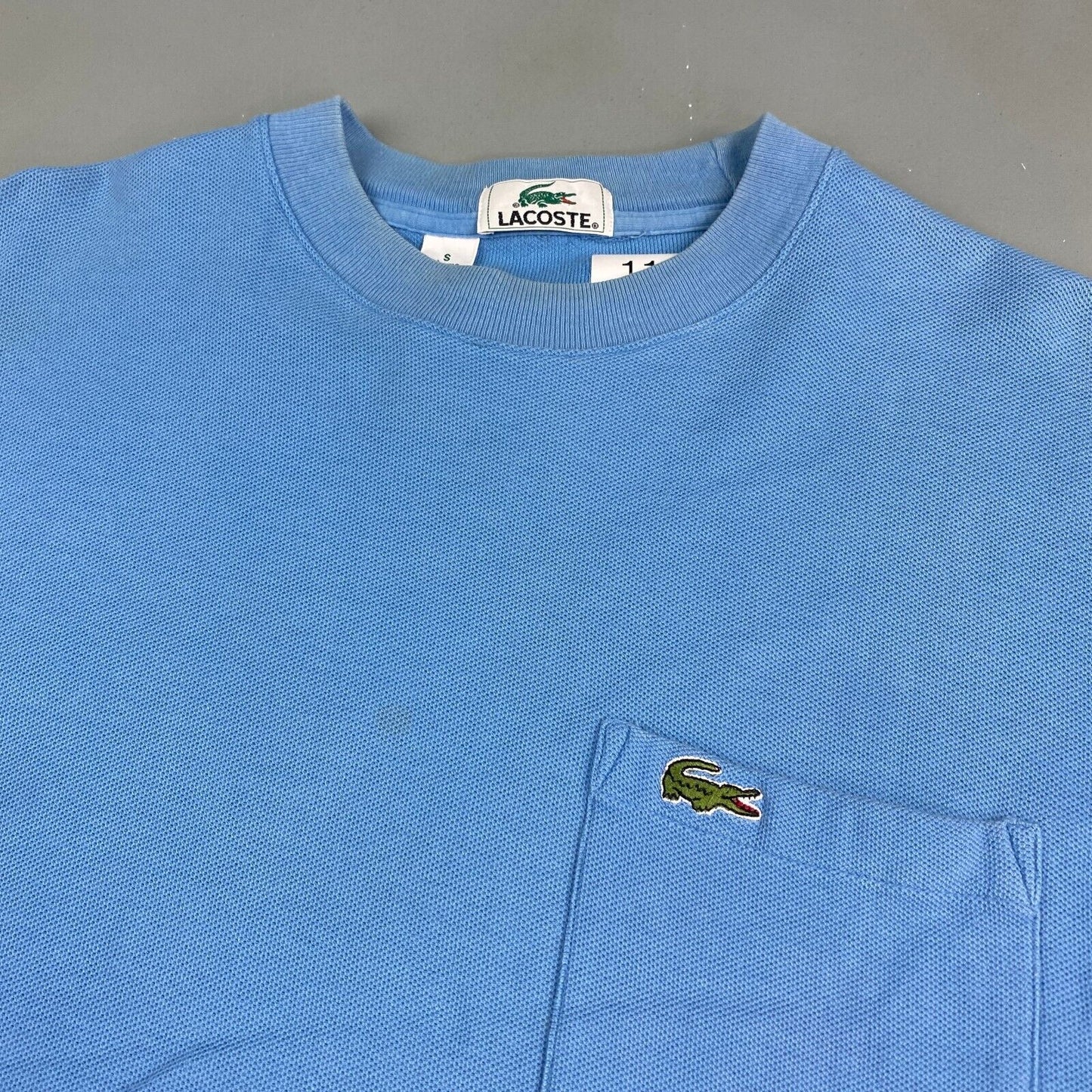 VINTAGE Lacoste Sm Alligator Blue Pocket T-Shirt sz Small Men Adult