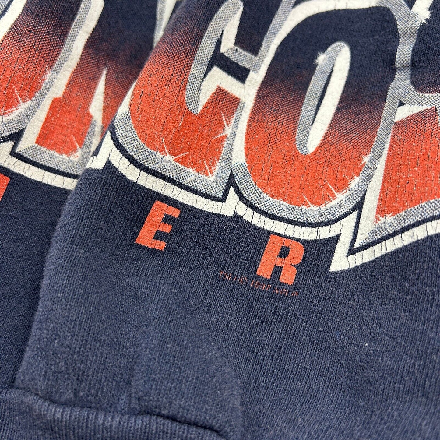 VINTAGE 1997 | NFL Denver Broncos Big Helmet Football Crew Sweater sz M Adult