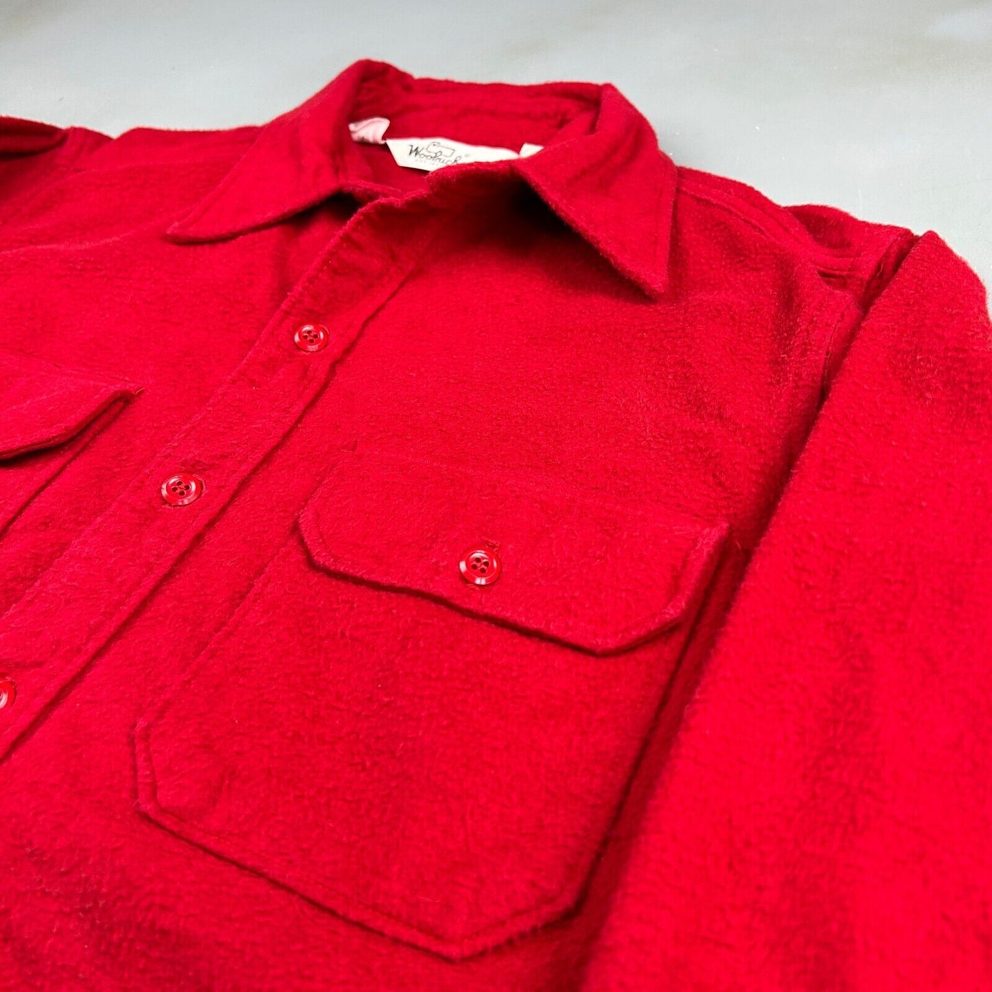 VINTAGE 90s Woolrich Red Cotton Cloth Button Up Shirt sz Large Adult