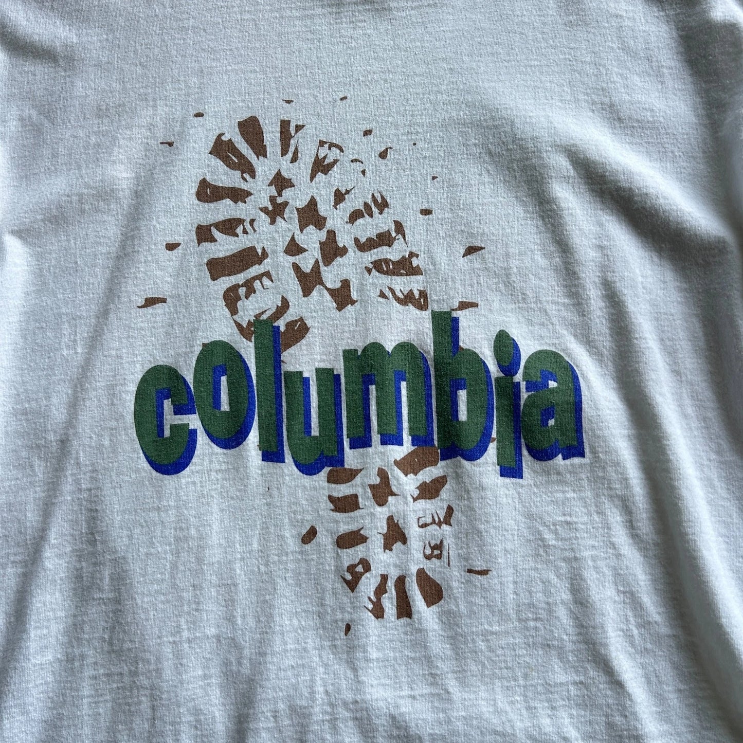 VINTAGE 90s | Take A Hike Boot Prints Columbia Sportswear T-Shirt sz L