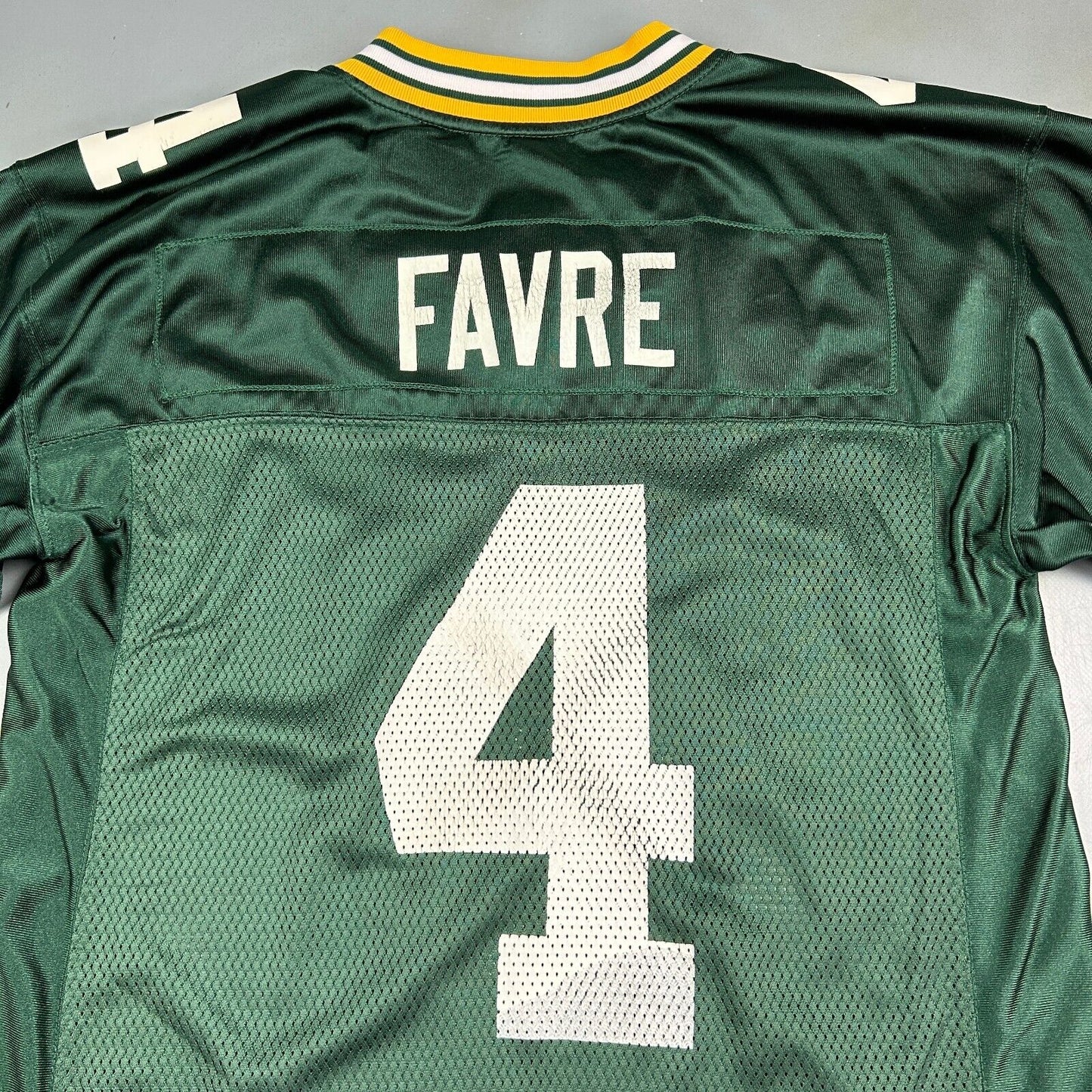 VINTAGE Green Bay Packers Football Reebok Jersey #4 Favre sz M Men Adult