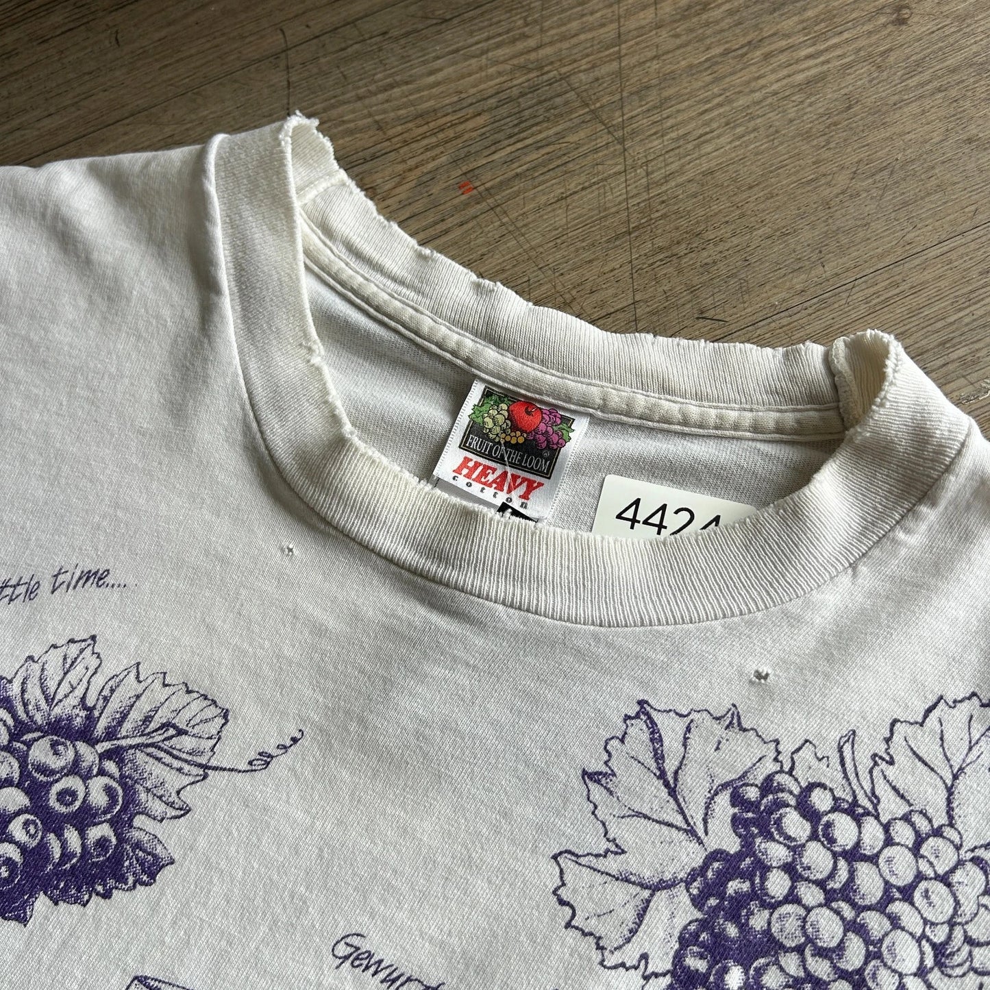 1990s | Sommelier All Over Wine Print Ripley New York T-Shirt sz L