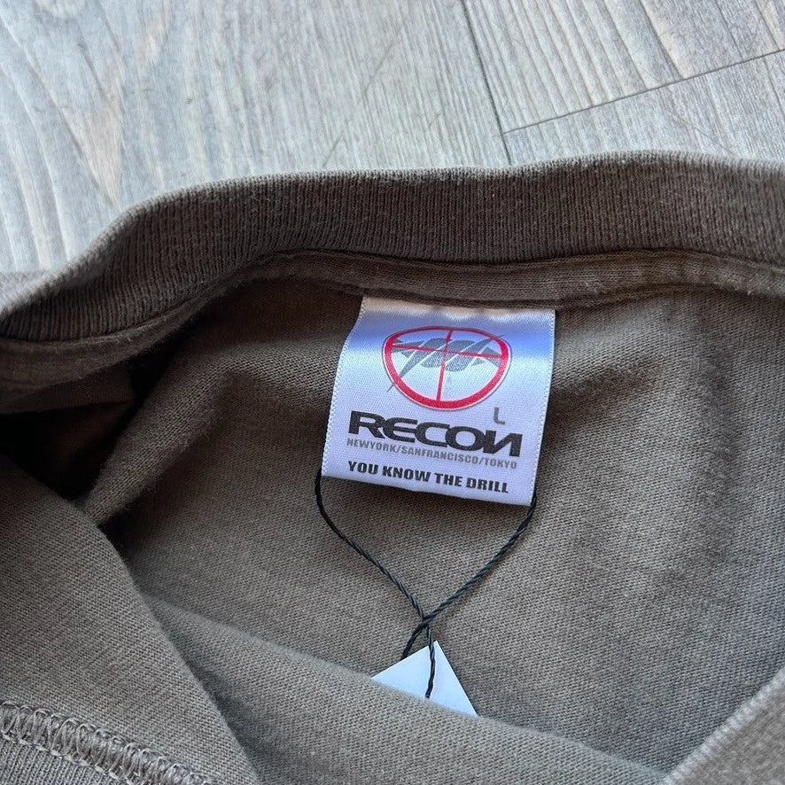 VINTAGE 2000s | Mission Recon NY-SF-TYO Stash x Futura T-Shirt sz L