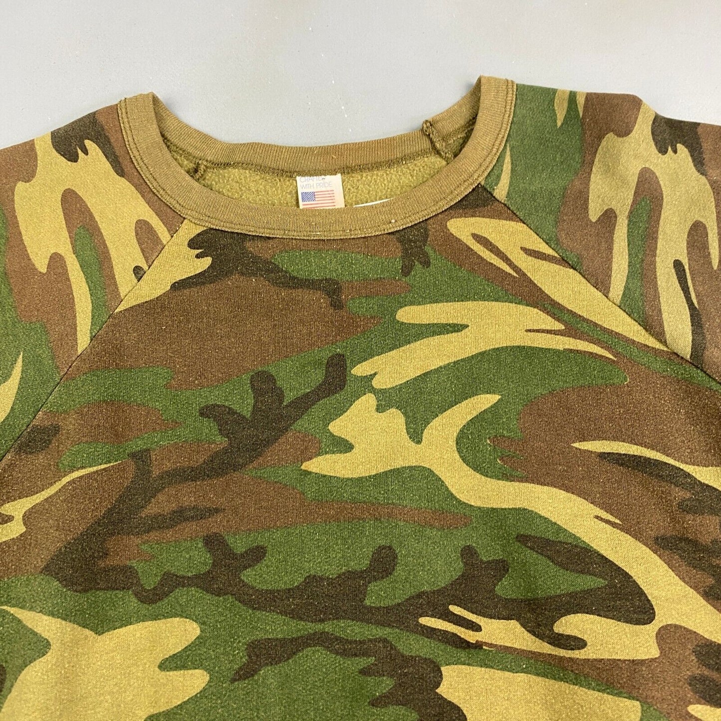VINTAGE 80s Camouflage Hunting Short Sleeve Sweater sz Small Adult