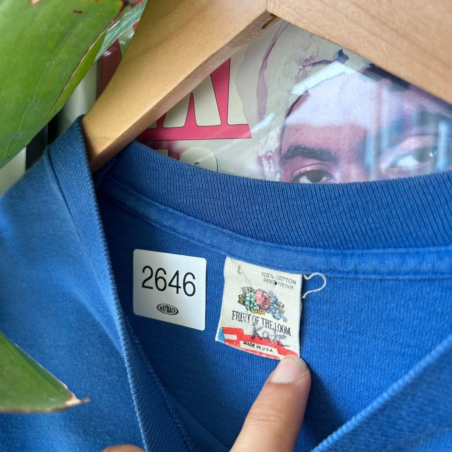 VINTAGE 90s | Reach Blurred Robot T-Shirt sz L