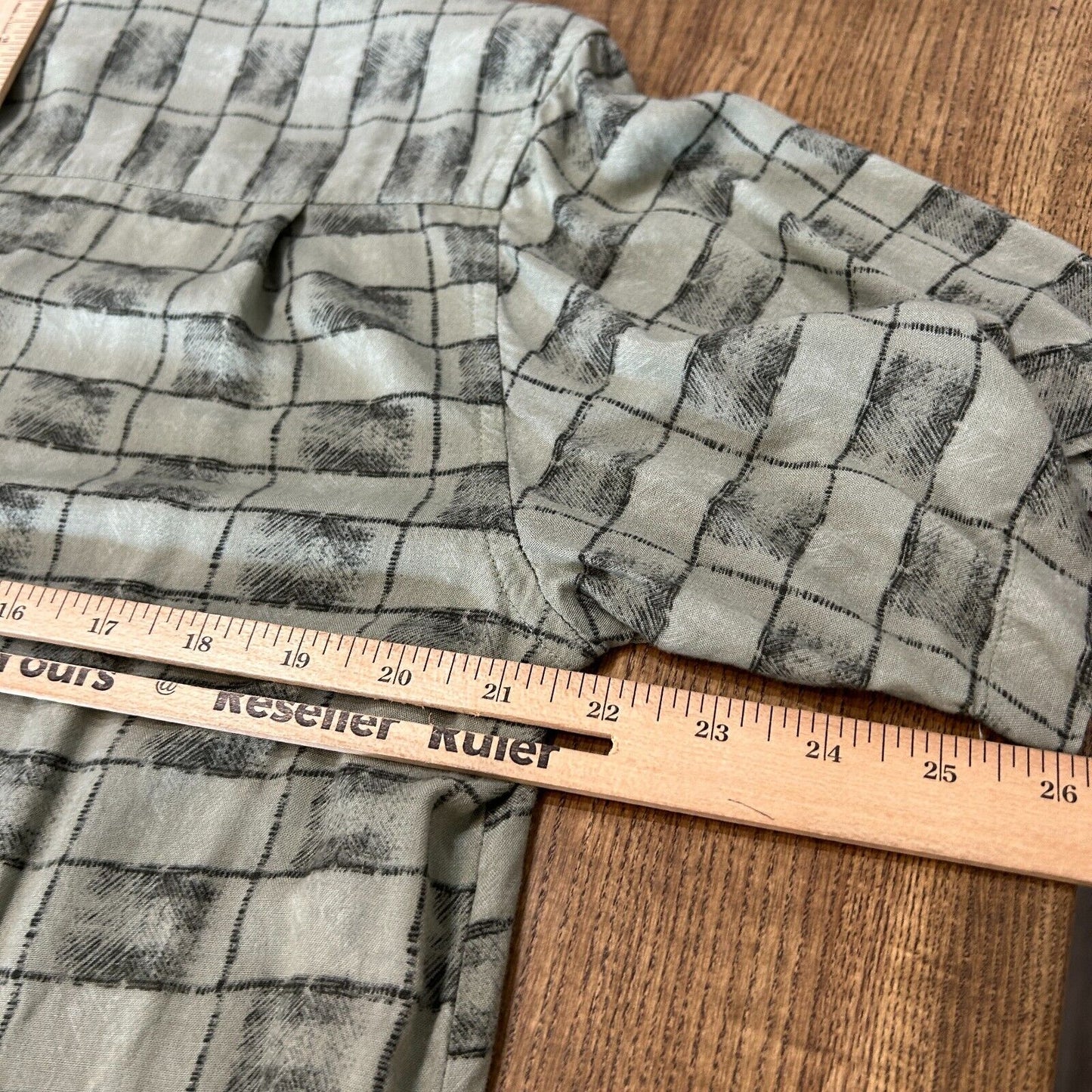 VINTAGE | J. Ferrar Checkered Short Sleeve Button Down Shirt sz M