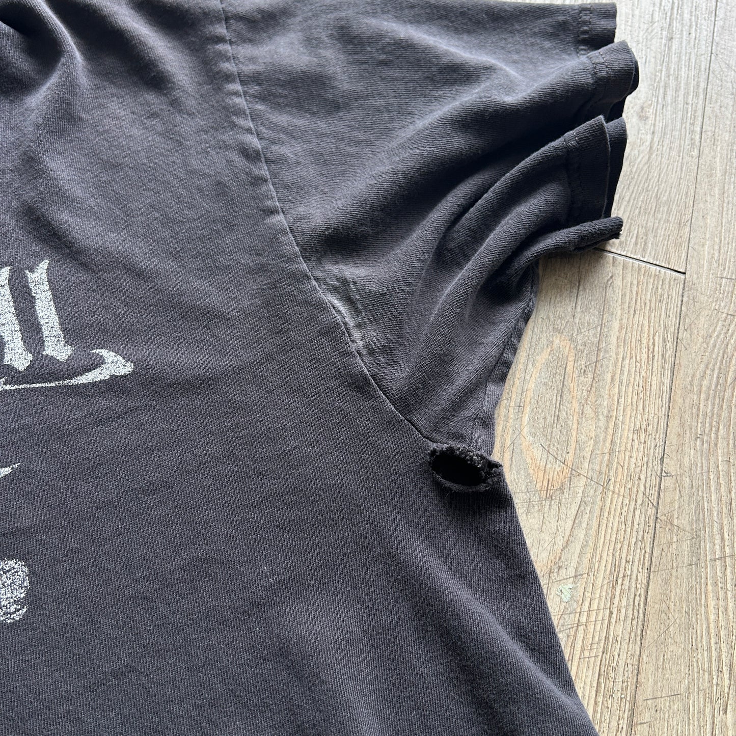 VINTAGE | Cypress Hill Thrashed Rap T-Shirt sz L