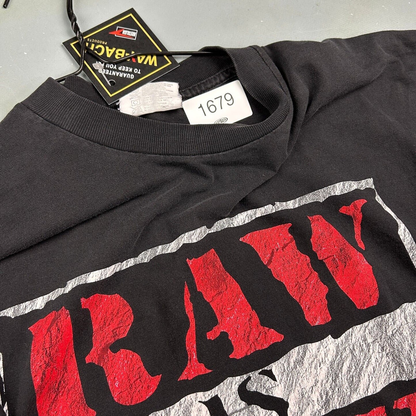 VINTAGE 1997 | WWF RAW is War Wrestling Black T-Shirt sz L Adult