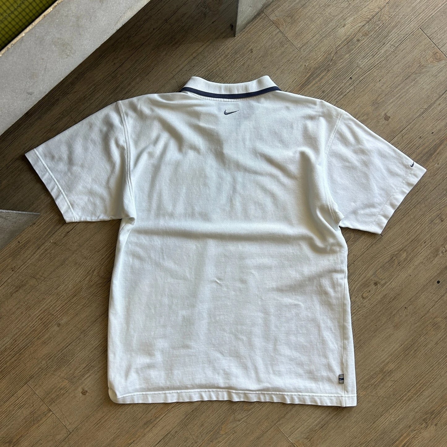 1990s | NIKE Mini Swoosh White Button Snap Polo Shirt sz M/L