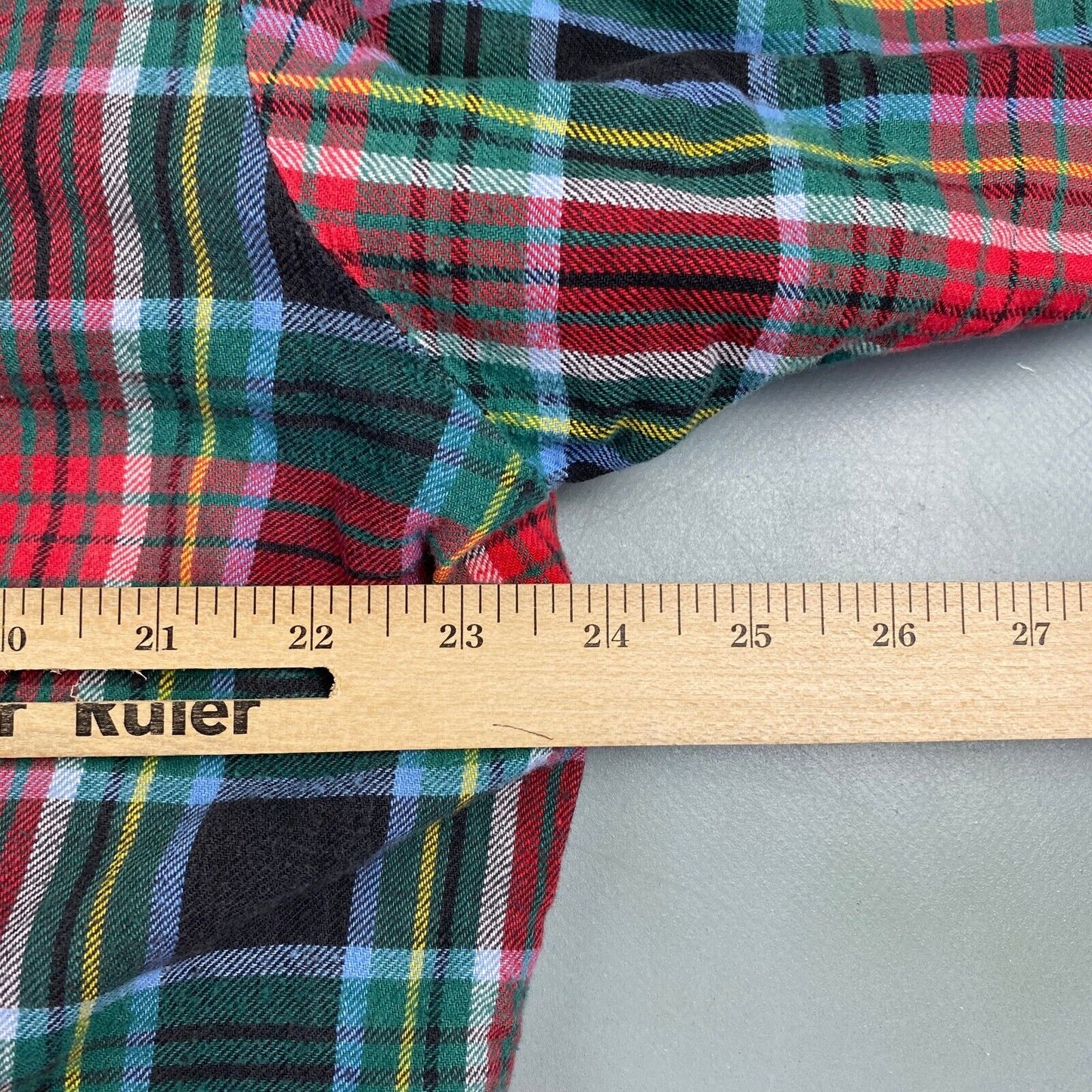 VINTAGE 90s Van Heusen Faded Plaid Flannel Lined Button Up Shirt sz XL Adult