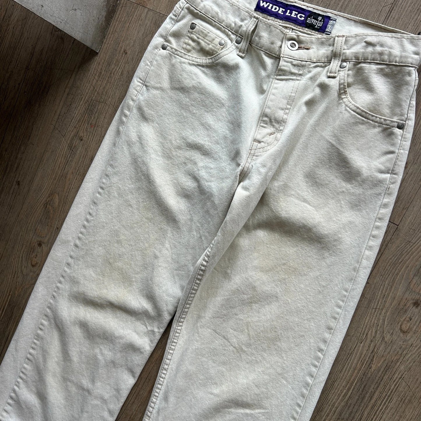 VINTAGE 90s | Levi's SilverTab Wide Leg Cream Baggy Jean Pants W30 L27