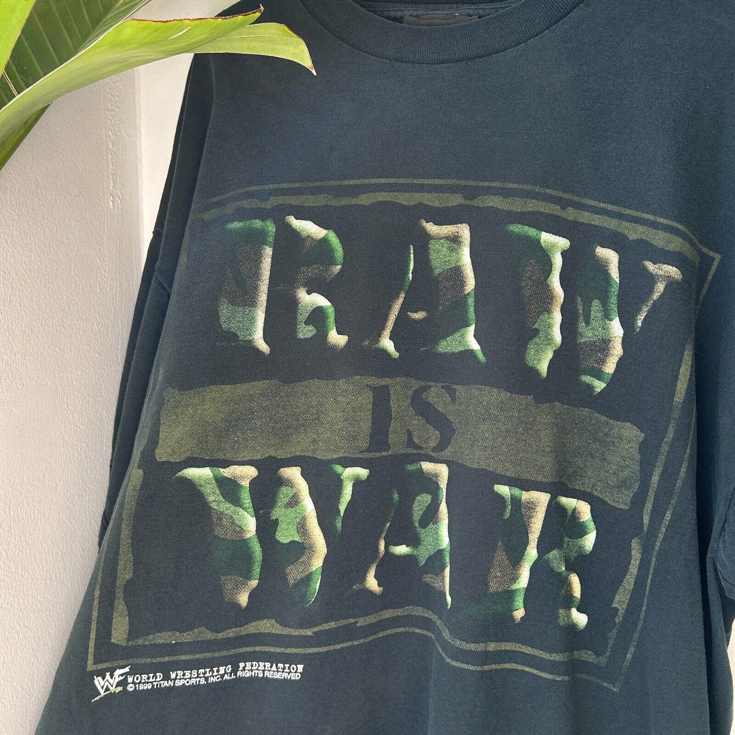 VINTAGE 1999 | RAW is WAR WWF Wrestling Camo Logo T-Shirt sz 3XL Adult