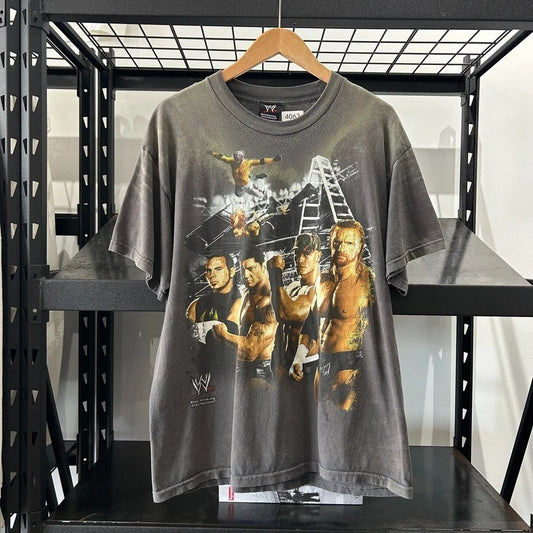 VINTAGE Y2k | World Wrestling Entertainment WWE Faded T-Shirt sz L