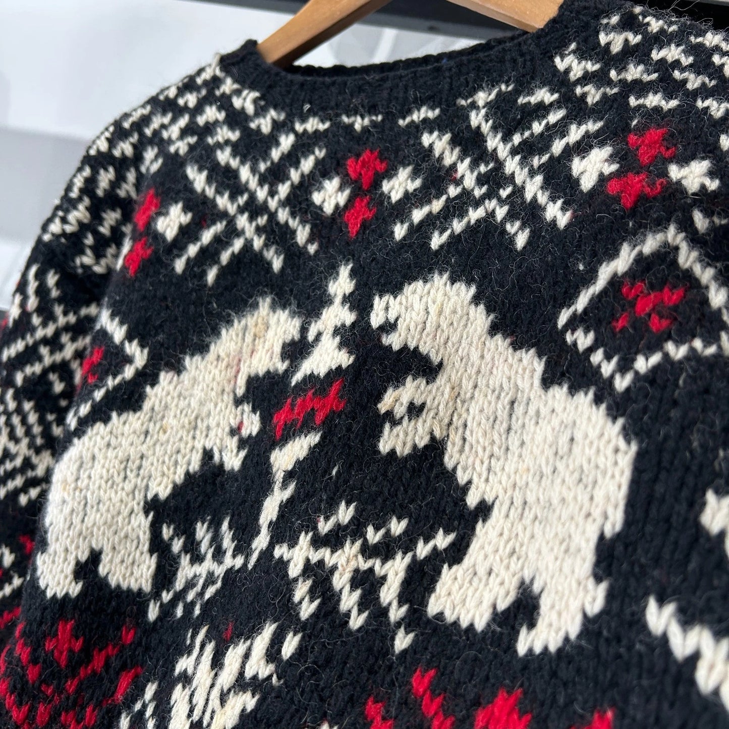 VINTAGE 80s | Ralph Lauren Nordic Snow Bear Wool Hand Knit Sweater sz M