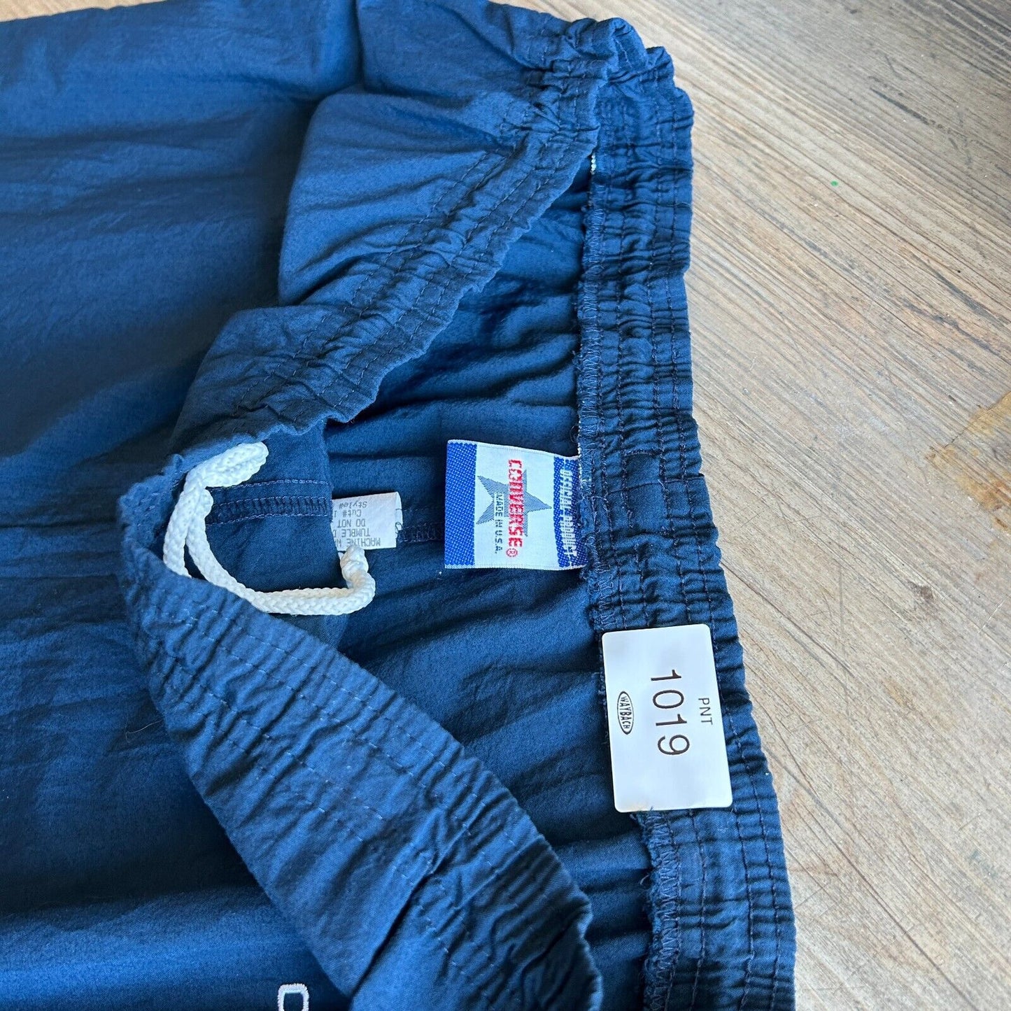 VINTAGE 80s | Converse Sm Logo Nylon Track Pants sz M