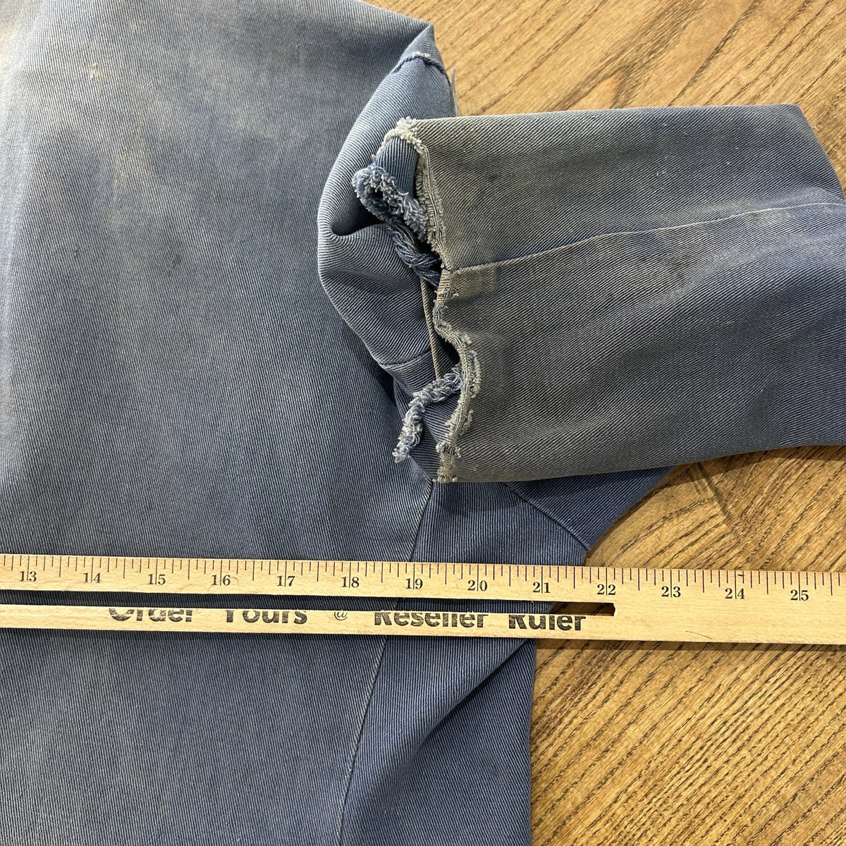 VINTAGE 1940s | French Bleu De Travail Lapel Faded Thrashed Work Jacket sz 42