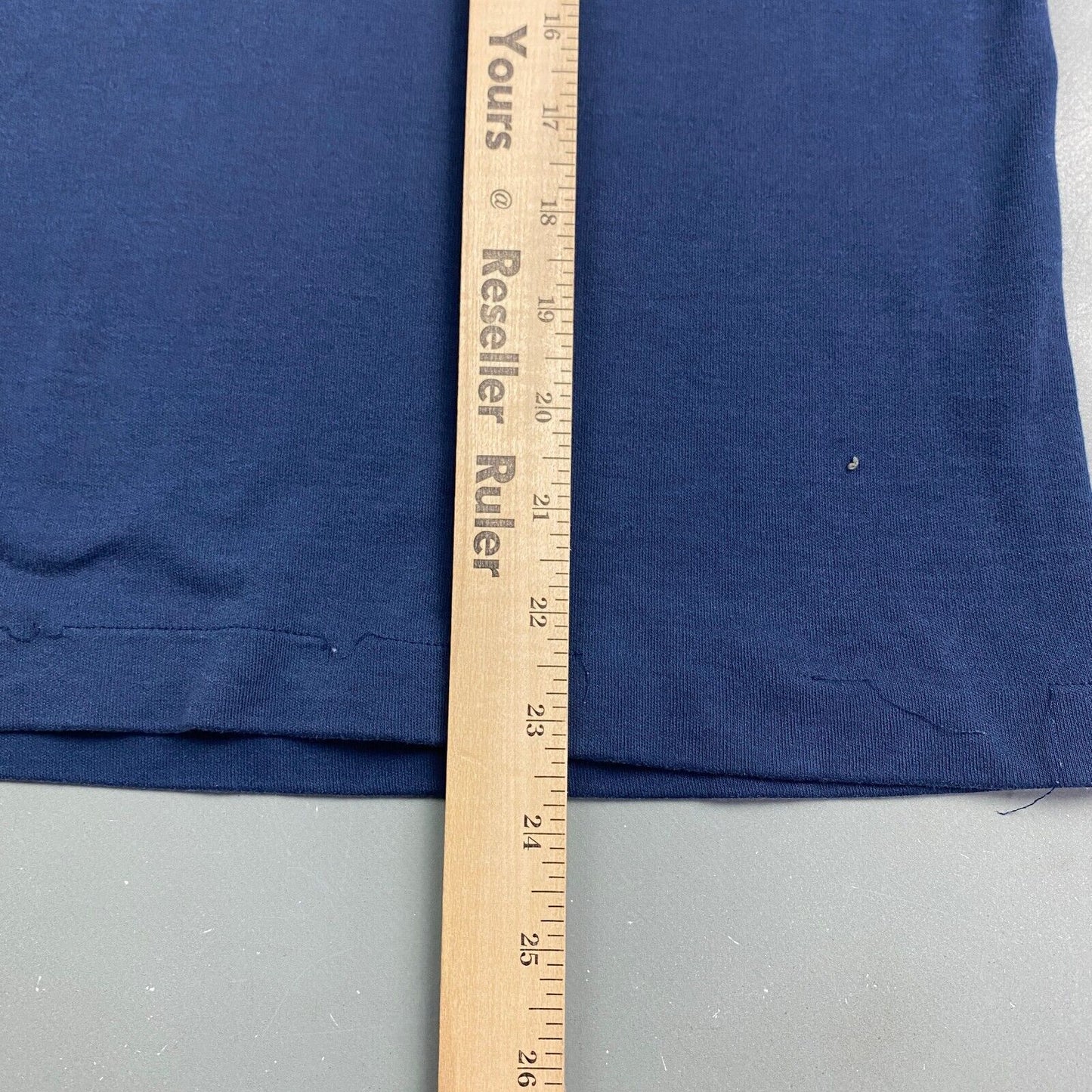 VINTAGE 90s Blank Navy T-Shirt sz Medium Men Adult