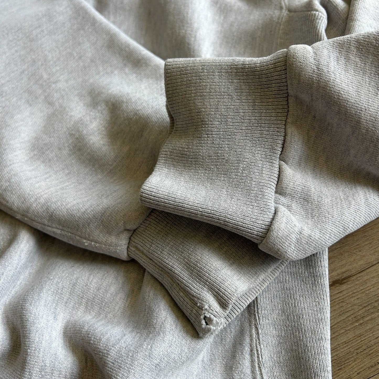 VINTAGE 90s | Mathey College Crest Reverse Weave Crew Sweater sz M