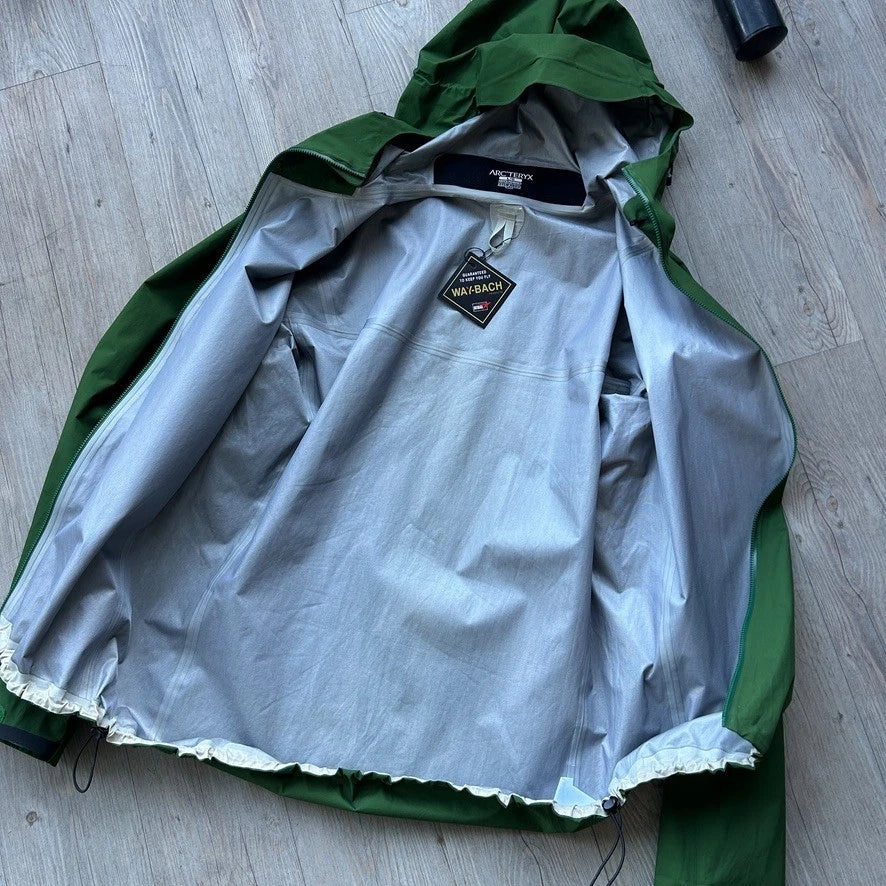 ARC'TERYX | Green Gore-Tex Active Shell Jacket sz L