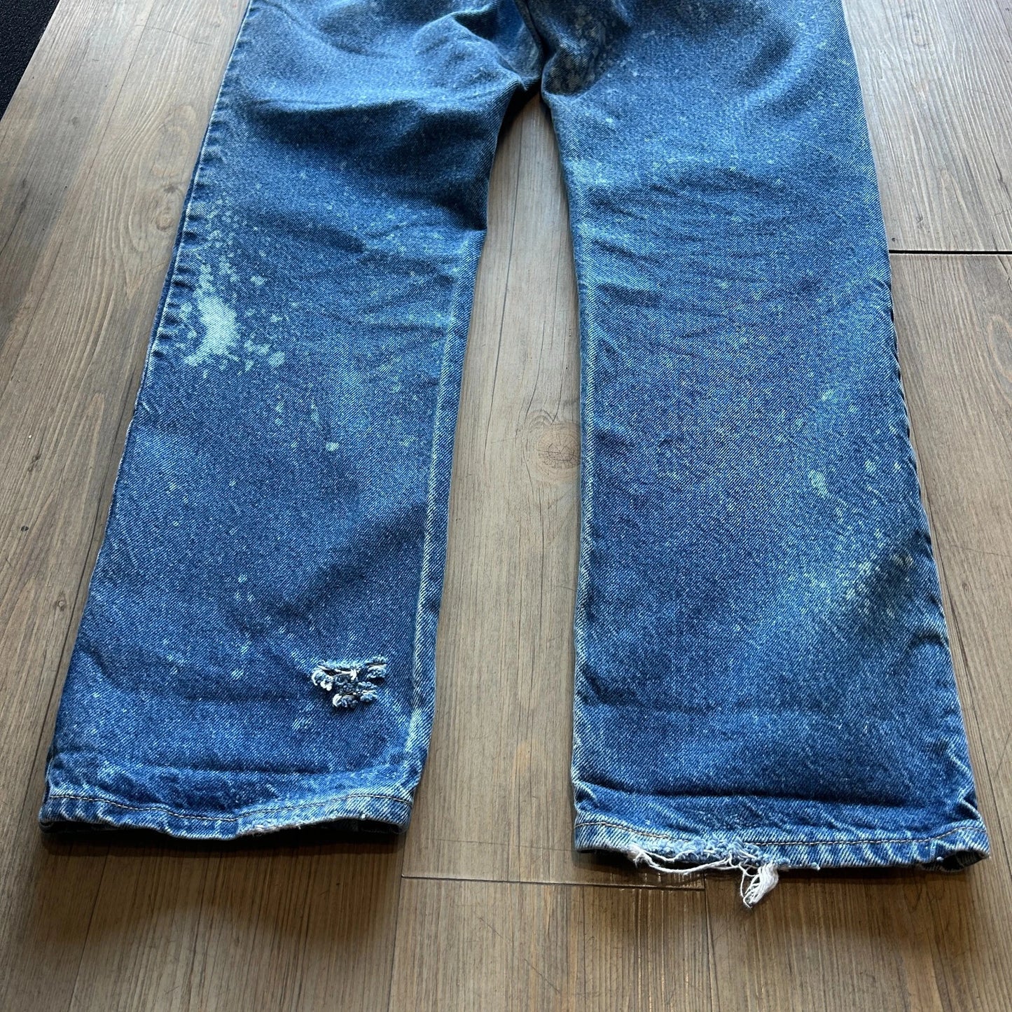 VINTAGE | Lee Faded Mended Paint Splatter Blue Jeans Pants sz W35 L32
