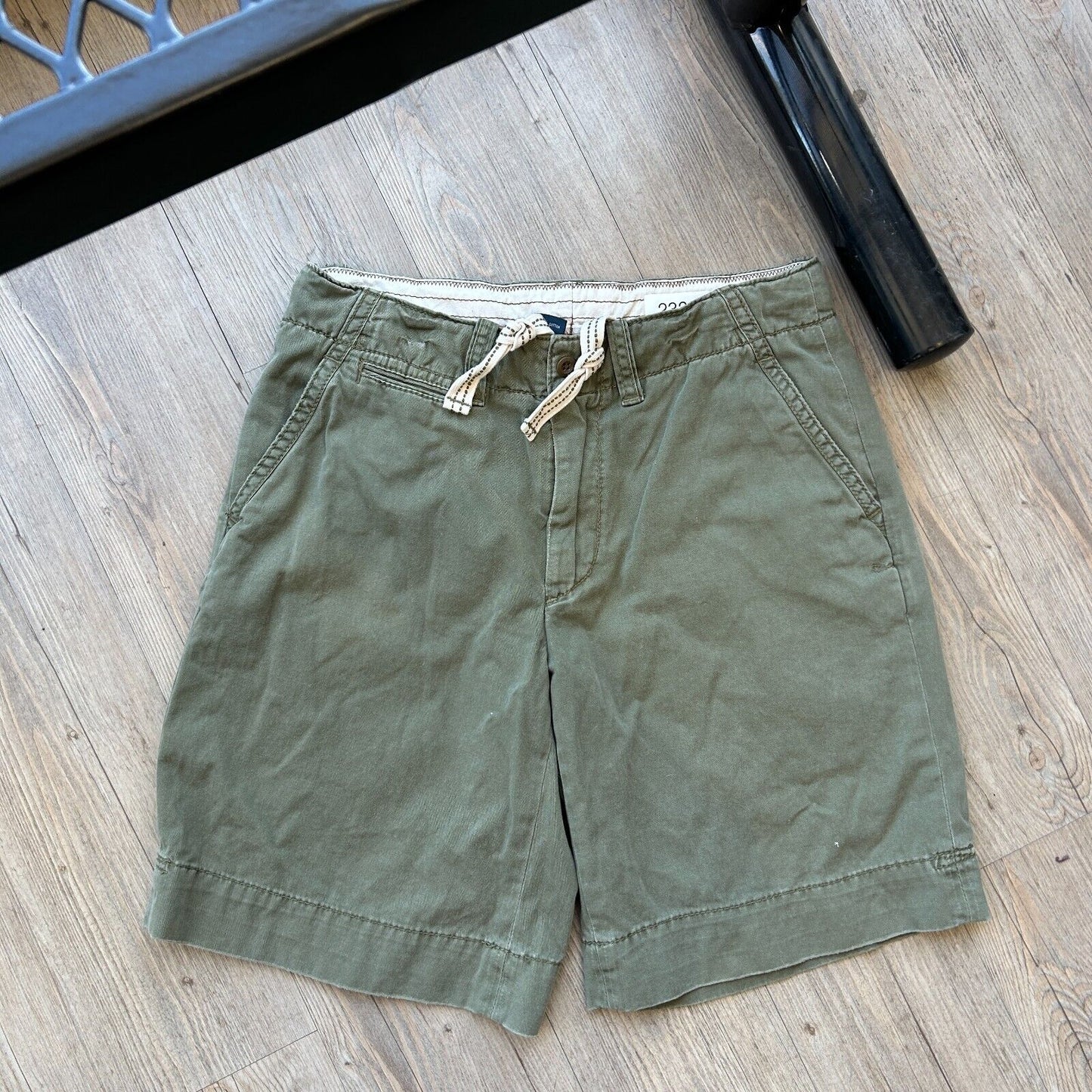 VINTAGE | Ralph Lauren Faded Olive Cotton Canvas Shorts sz W32