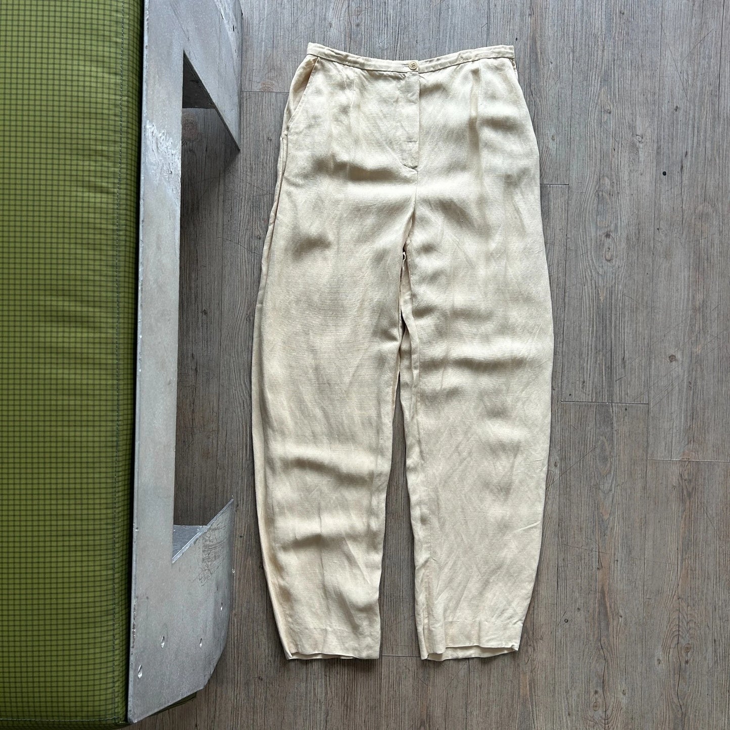 VINTAGE | Giorgio Armani Le Collezioni Cream Trouser Pants sz 12 W29 L30