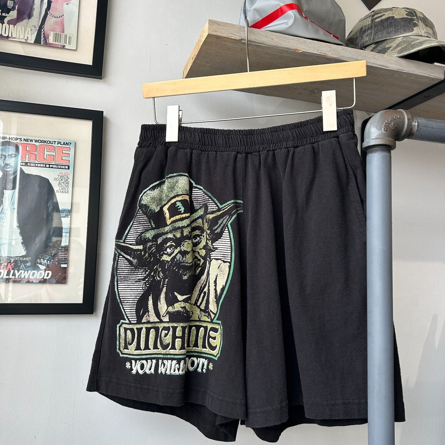 VINTAGE | Yoda Pinch Me Cotton Shorts sz S-M W29