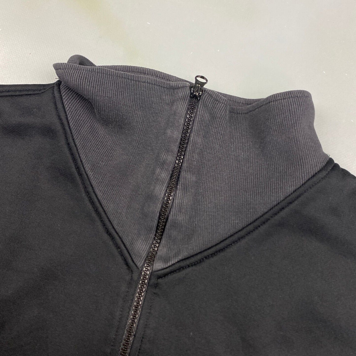 VINTAGE Tommy Hilfiger Athletic Gear Full Zip Black Sweater sz Large Mens Adult