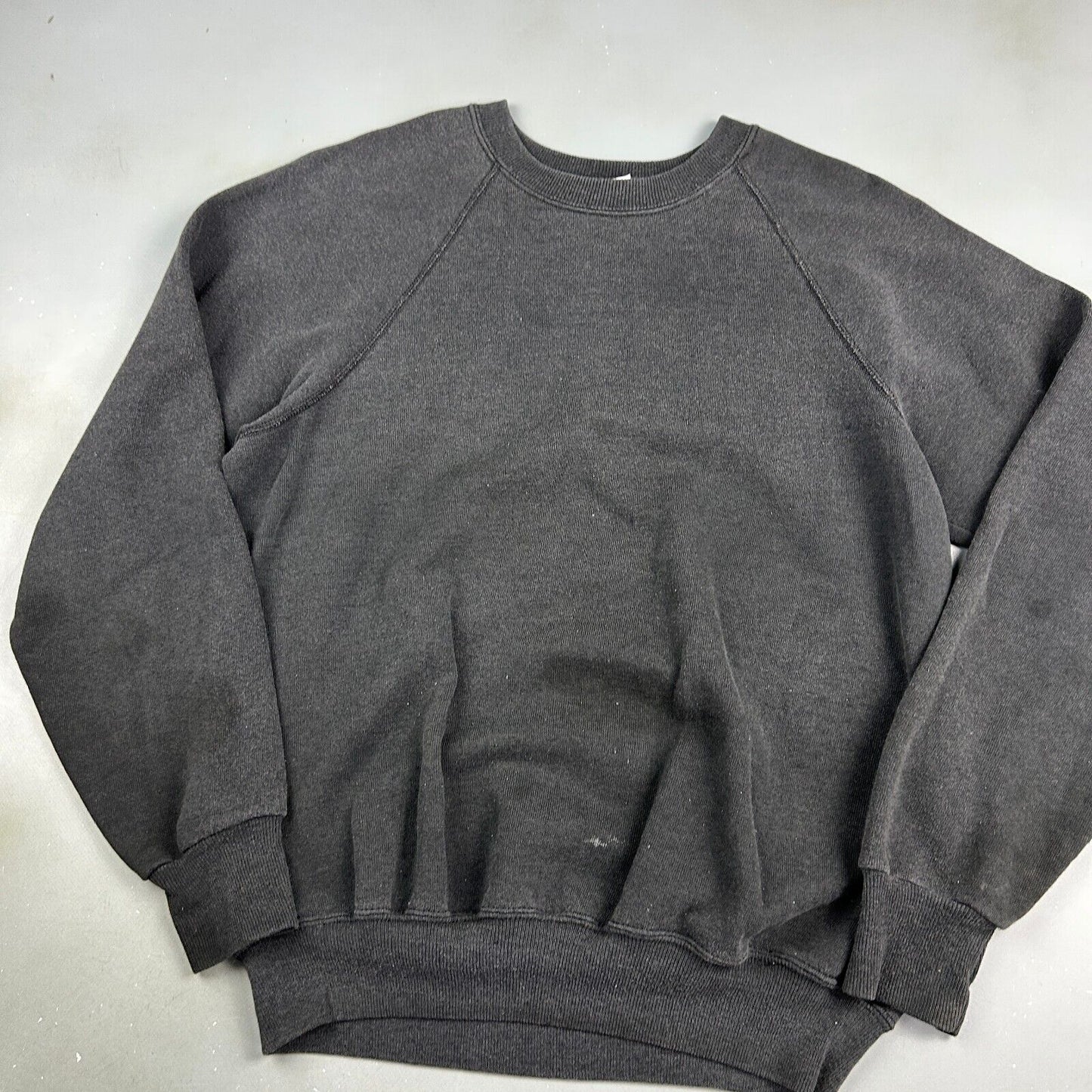 VINTAGE 90s Blank Faded Black Lee Midweight Crewneck Sweater sz Small Adult
