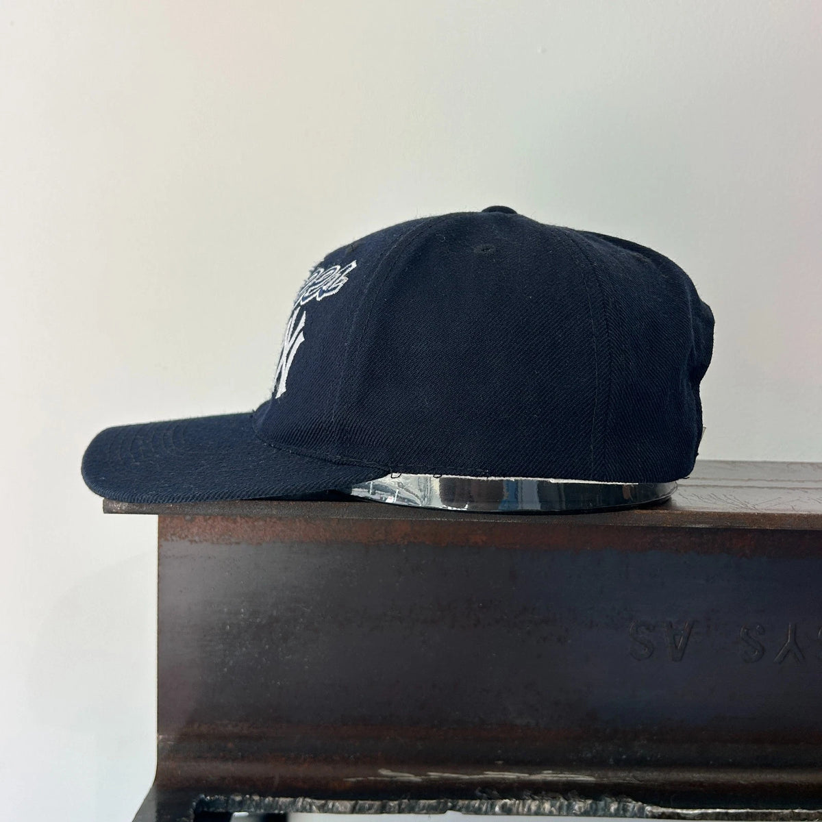 VINTAGE 90s | New York NY Yankees Script Sports Specialties Snapback Hat sz OS