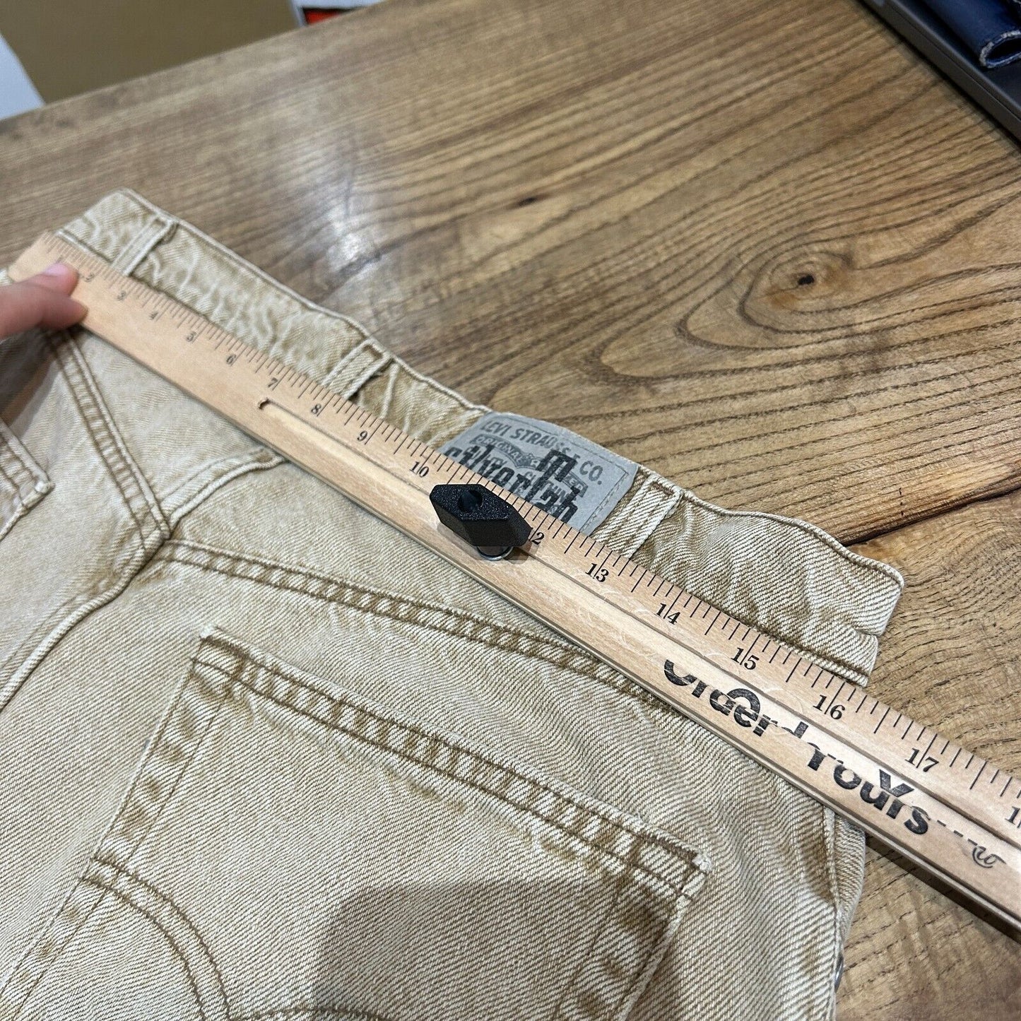 VINTAGE 90s | Levis SilverTab Loose Taper Tan Denim Pants sz W32 L34