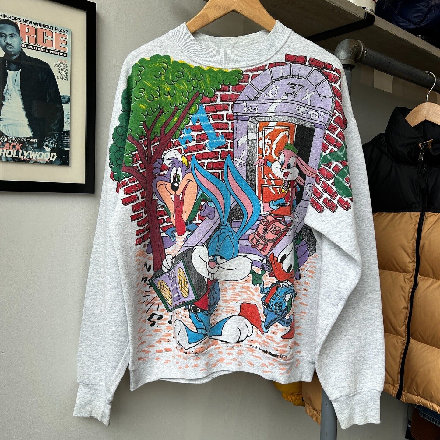 VINTAGE 90s | Looney Tunes Trippy Tiny Cartoon All Over Print Crew Sweater sz L