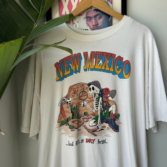 VINTAGE 90s | New Mexico Dry Heat Skeleton T-Shirt sz XXL