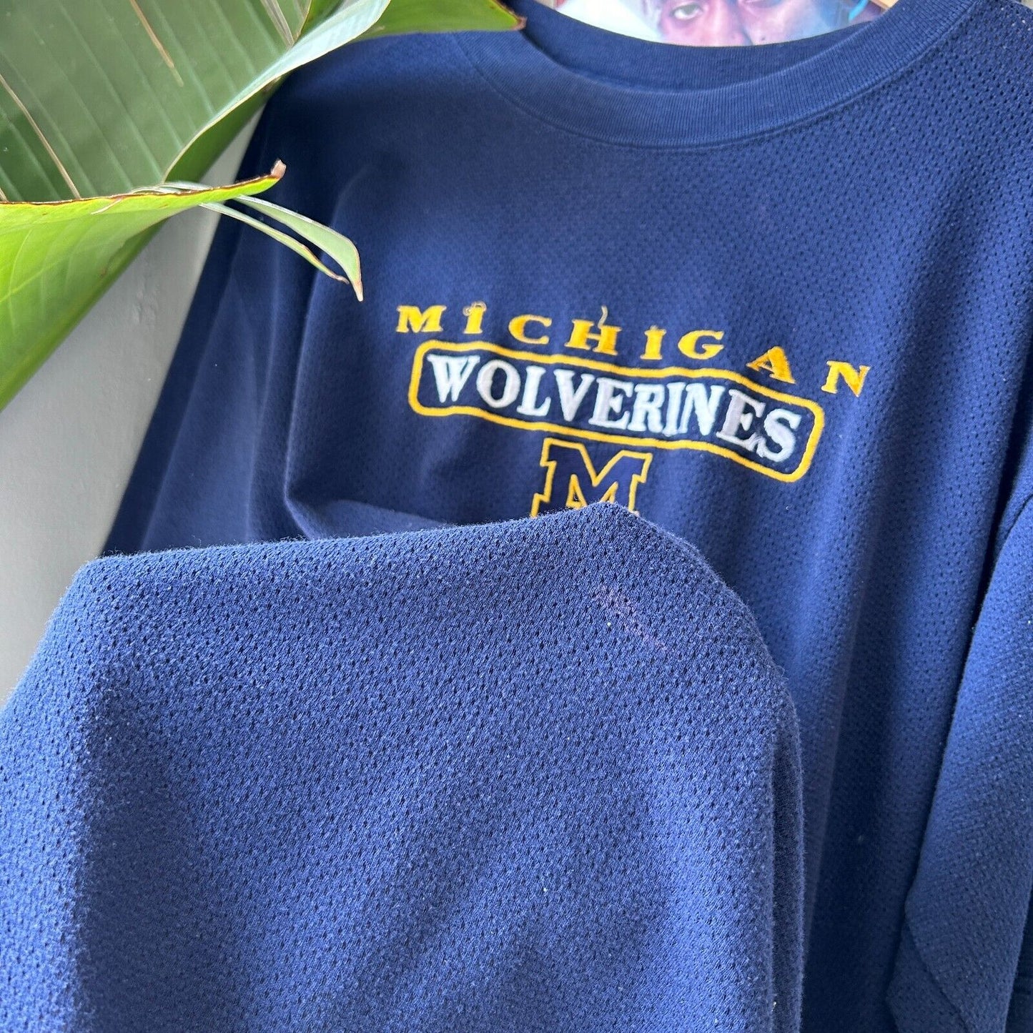 VINTAGE 90s | Michigan Wolverines Embroidered Jersey T-Shirt sz XL
