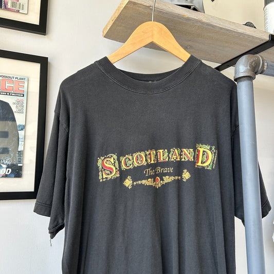 VINTAGE | Scotland The Brave T-Shirt sz M-L