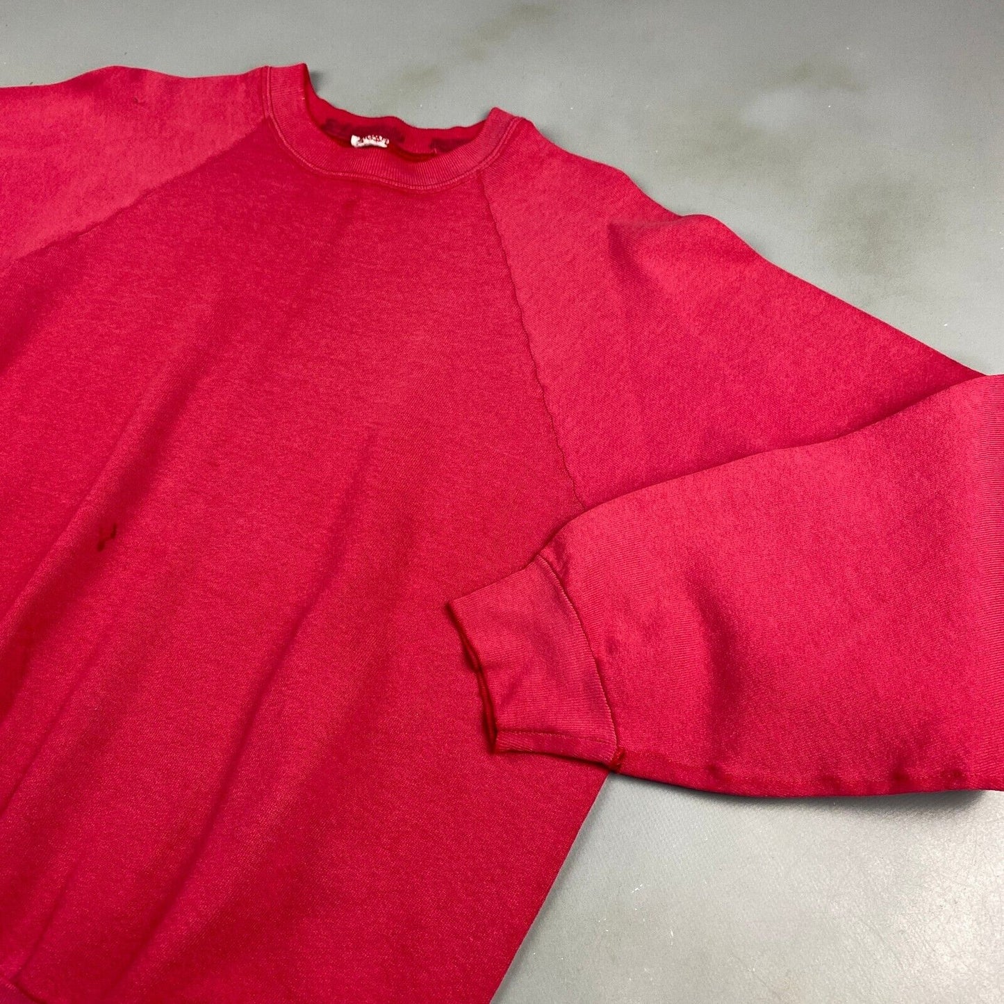 VINTAGE 90s Faded Blank Red Crewneck Sweater sz XL Adult