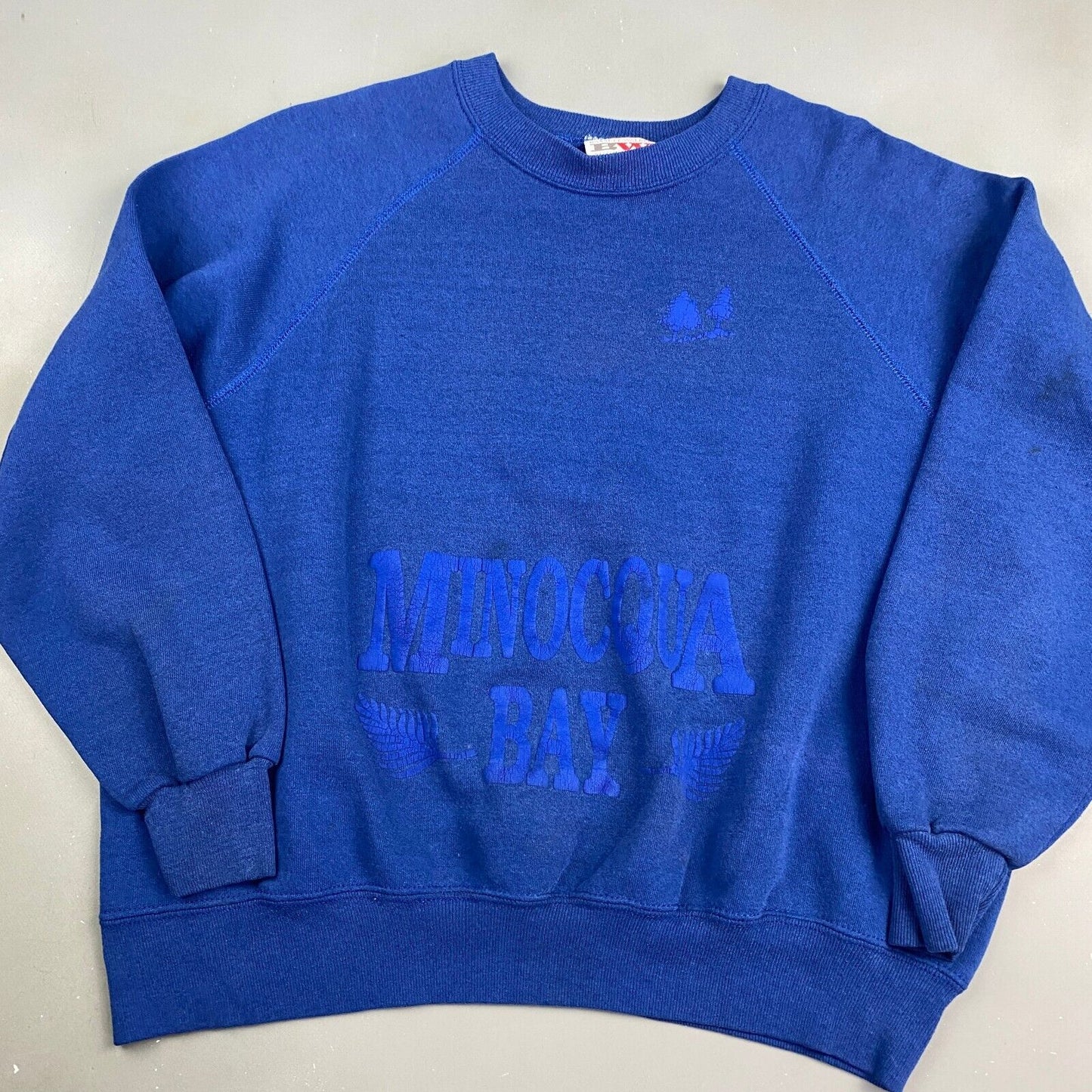 VINTAGE 80s Minocqua Bay Blue Crewneck Sweater sz Large Men Adult