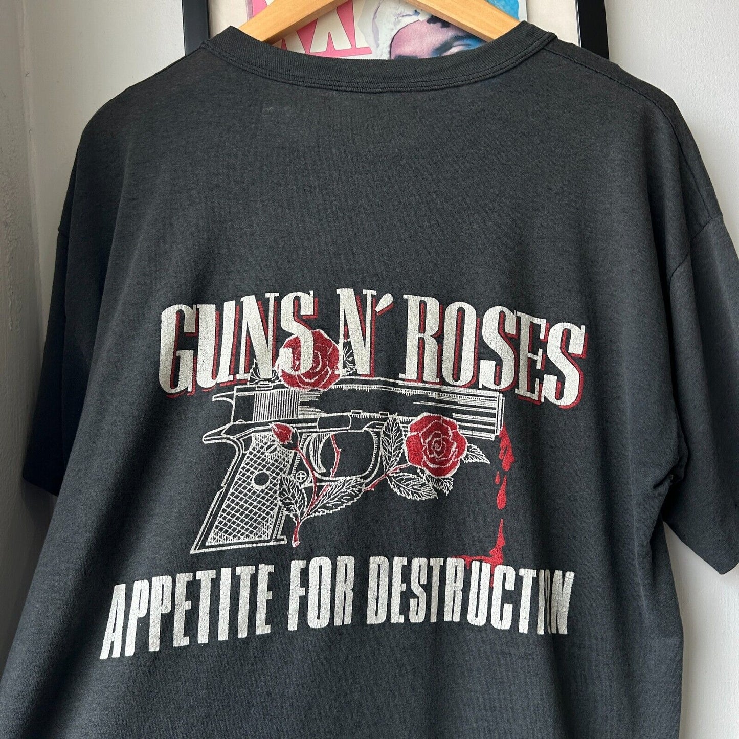 VINTAGE 80s | Guns N' Roses Welcome To The Jungle Thrashed Band T-Shirt sz L